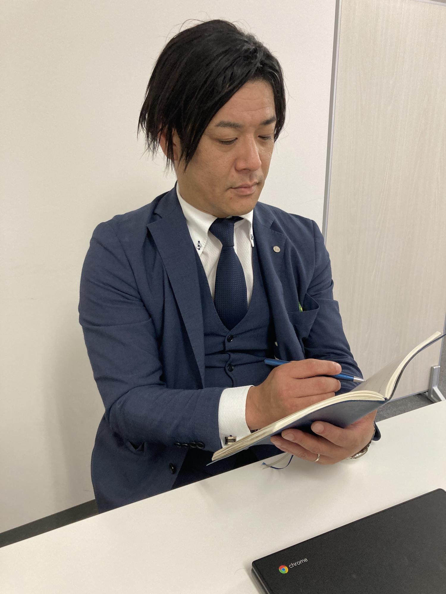 ソリューション営業部